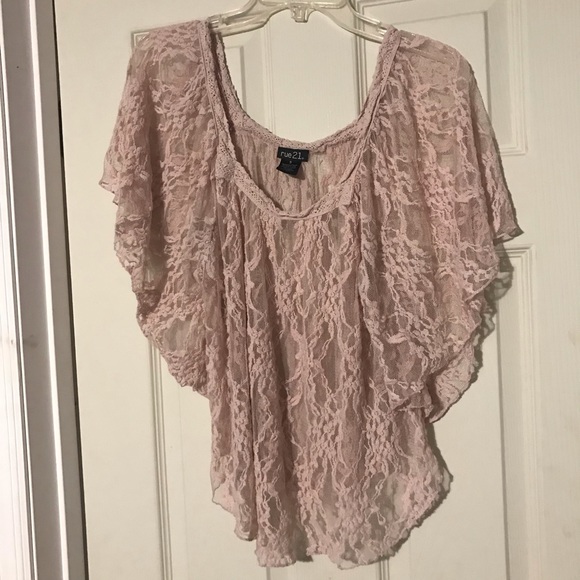 Rue 21 top - Picture 1 of 3